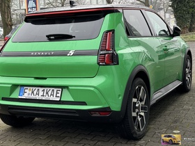 R5 etech Forum PopGreen Renault5 pop green gruen